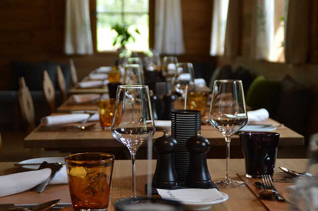 bars restaurants
